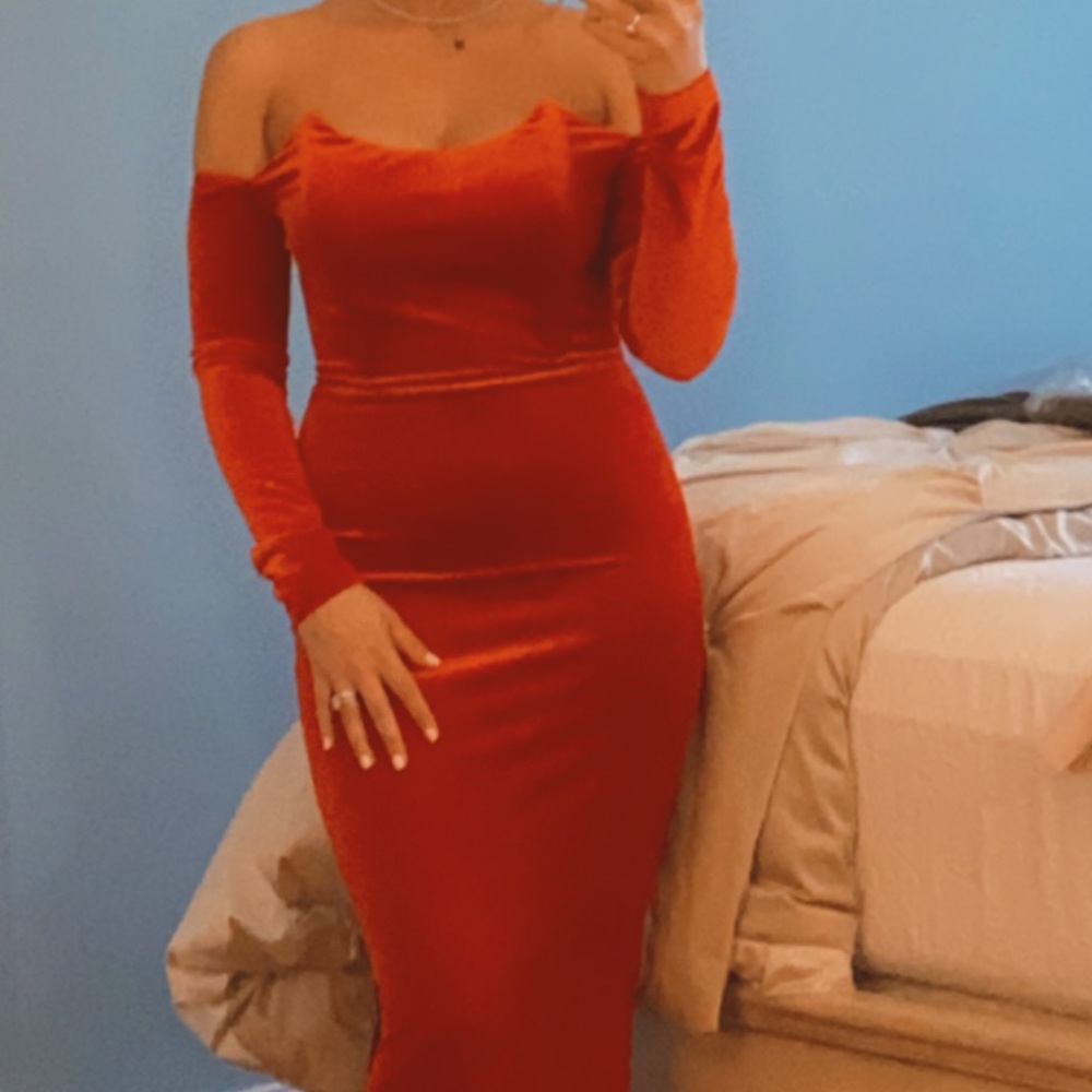 Red velvet gown from abyssbyabby